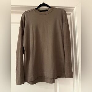 AYR The Early Mornings Tee – Muted Olive Green size XS